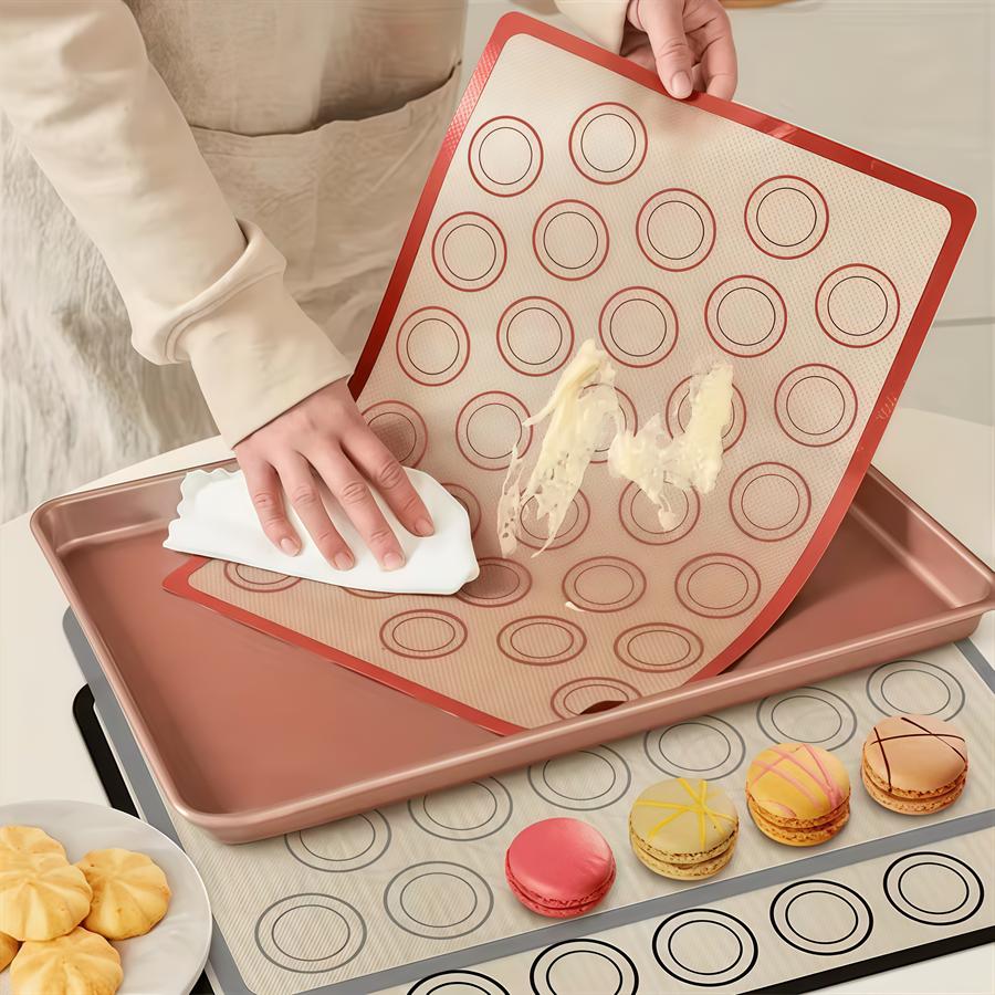 4pcs Reusable Silicone Baking Mats Multi-Size with Circular Scale As Kneading Mat/Baking Sheet Pad/Anti-Slip Mat High-Temperature Resistant Non-Stick Easy to Clean Suitable for Cookie Pizza Bread Baking Rollable Storage Baking Kitchen Multi-Tool