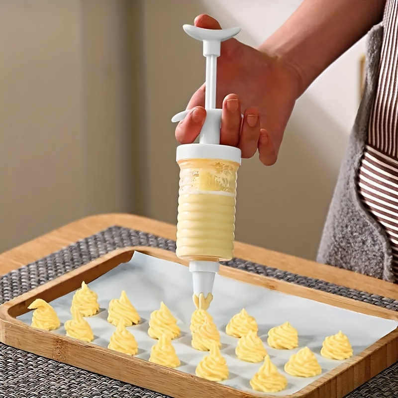 8pcs Plastic Piping Tool Set with 8 Nozzles - Heavy-Duty Cream Squeezer Kit, Suitable for Cake Decorating, Icing, and Piping Gel/Soap - Compatible with Pastry Bags, Ideal for Home Bakers, Restaurants, and Dessert Decoration