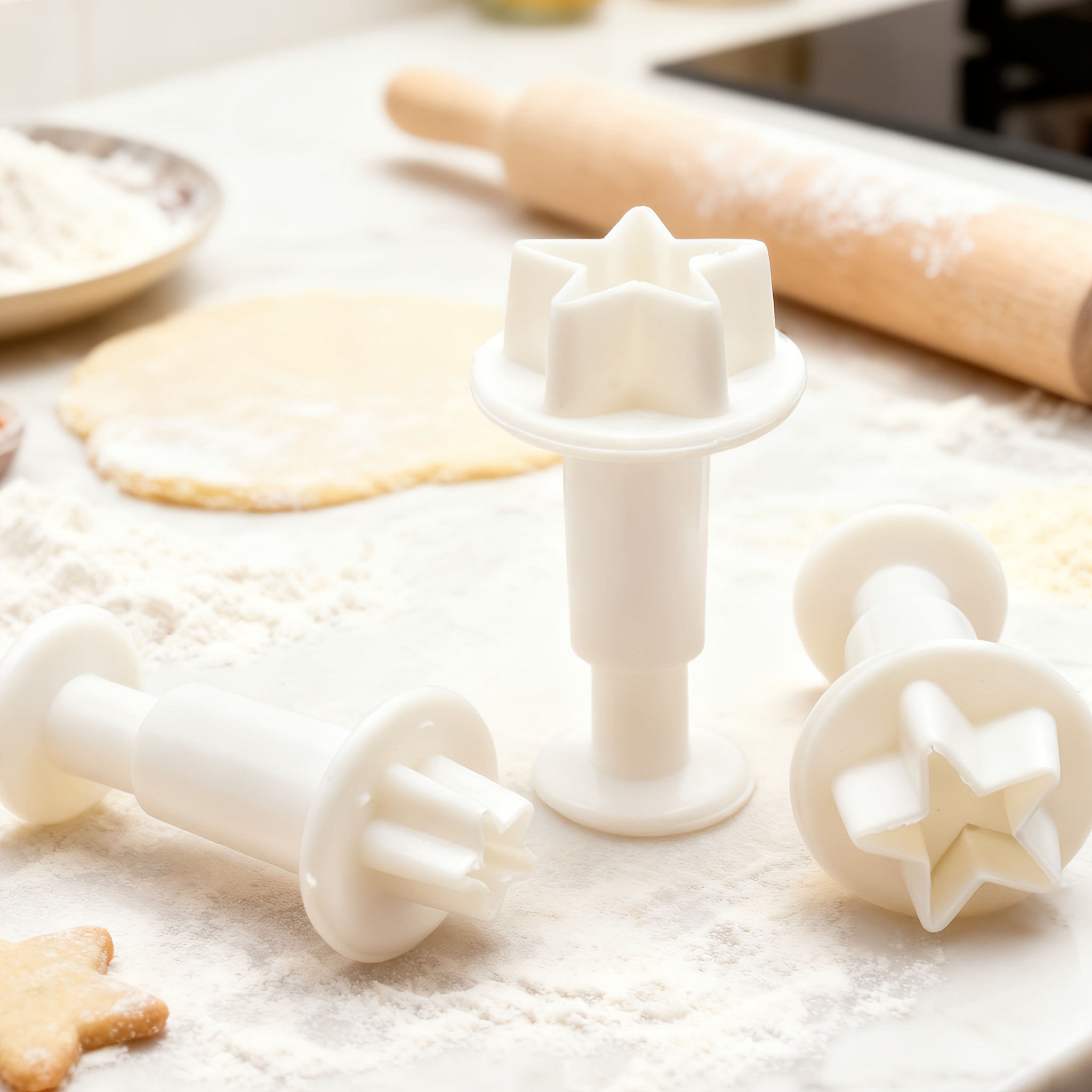 3pcs Five-pointed Star-shaped Pressed Spring Biscuit Molds- Plastic Geometric Cookie Cutters for Candy , Cake Craft& DIY Decorative Baking Tools- Ideal for Valentine's Day, Halloween, Christmas& Holiday Dessert Making - Image 7