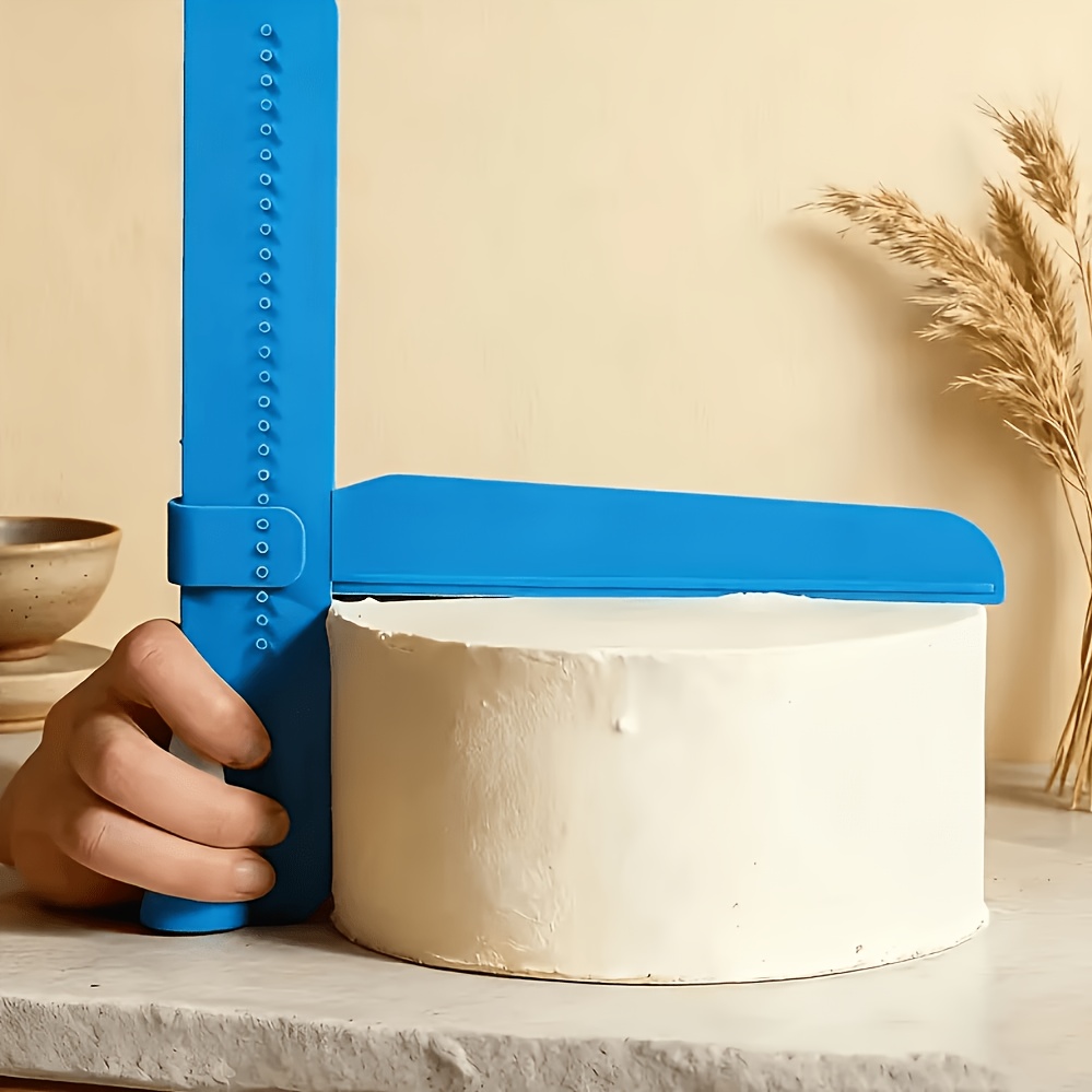 1pc Adjustable Height Blue Plastic Cake Scraper, Flat Scraper on The Side of The Cream Embryo, Detachable Cake Frosting Smoothing Tool, Uniform Butter Cream Edge Smoothing Ruler for Cake Decoration Baking Products - Image 2