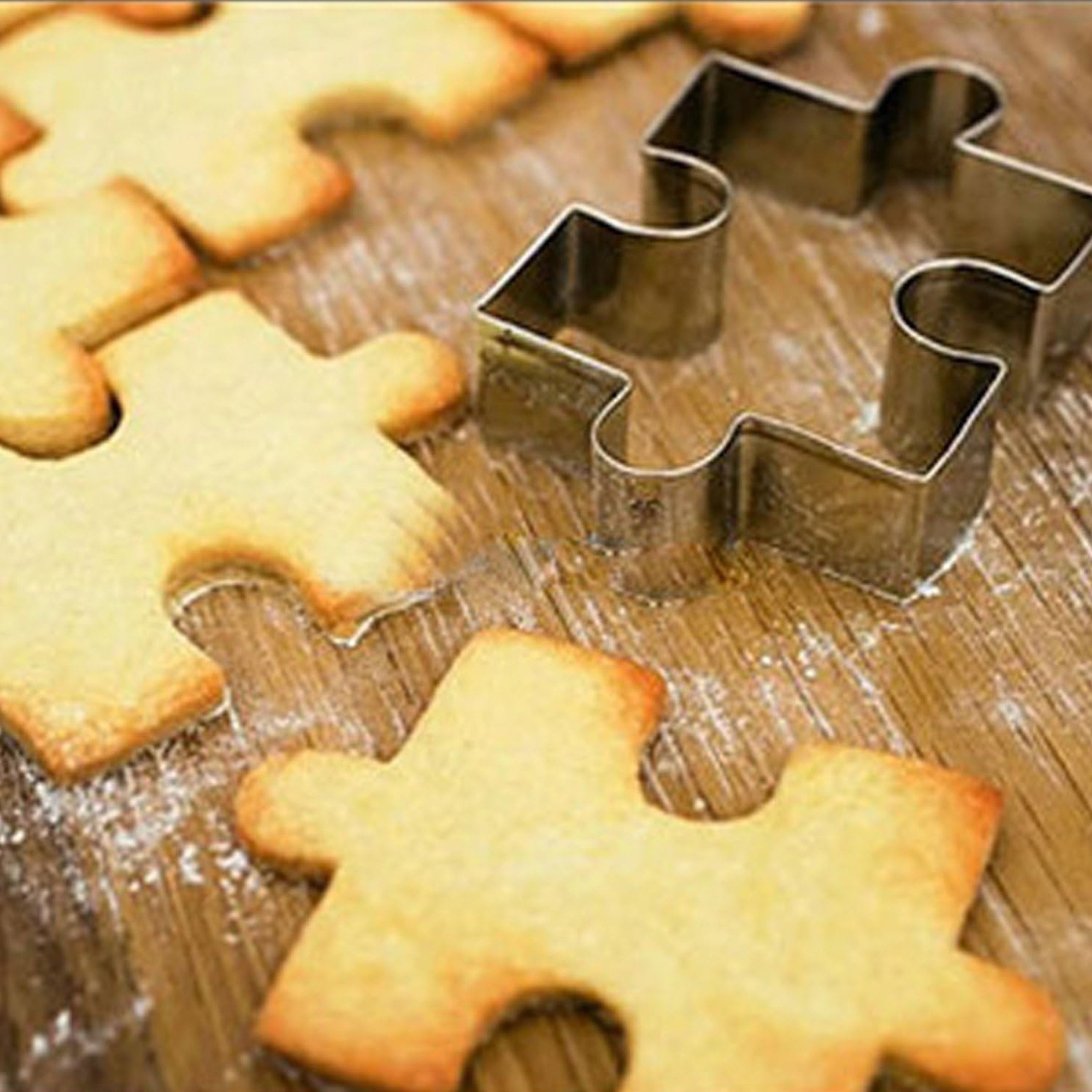 4pcs Stainless Steel Puzzle Cookie Cutters Set - Square Cookie Cutter with Interlocking Pieces, for Cookies, Cakes, Vegetables, Clay, Fruit, and Candy - Durable, Perfect for Baking and Crafting, Easy-to-Use Kitchen Tools, Cookie Decorating Supplies