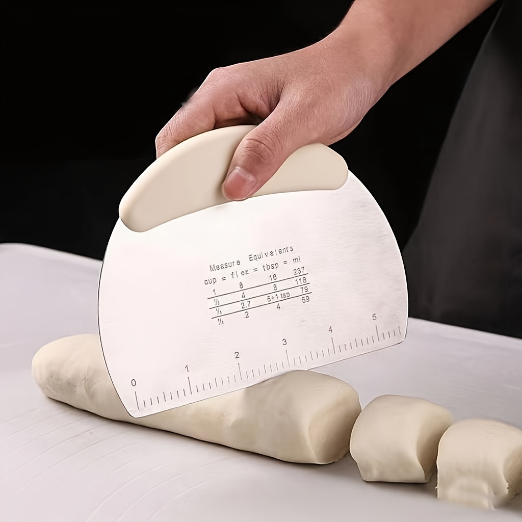 Measurable Thickened Stainless Steel Pastry Scraper Cutter, Essential Baking Tool for Bread, Pizza, Dumpling Dough Scraping & Cutting